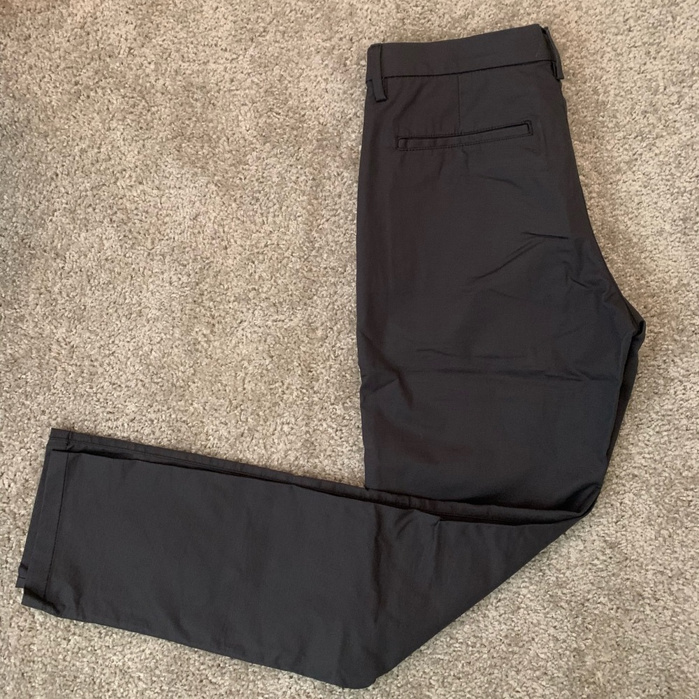 Old Navy dark gray pants (32x32)